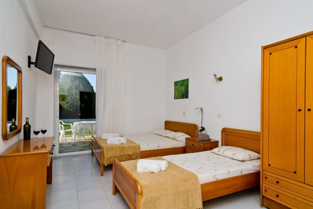 Villa Bianca Studios Possidi Cameră foto